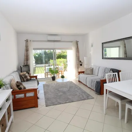 Apartamento Jardins Vale Mangude- Centro Apartment *